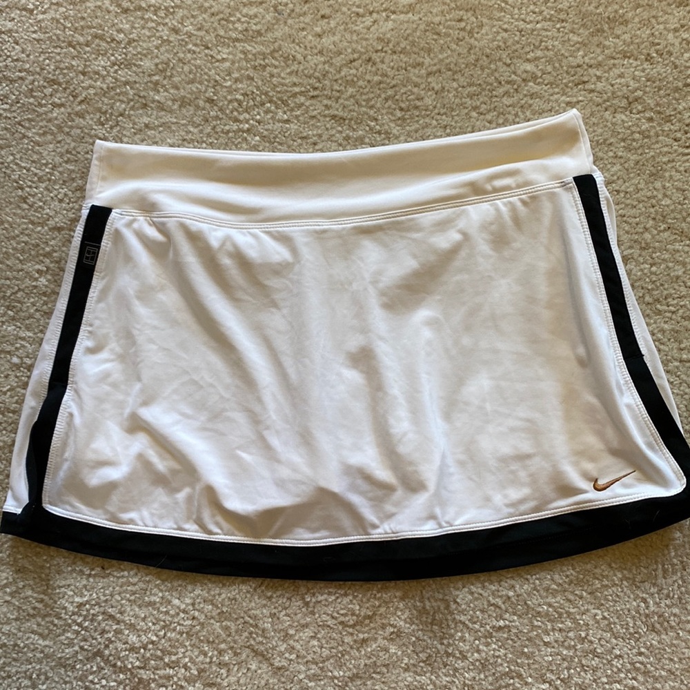 NWOT Nike Dri-Fit Skirt/Skort